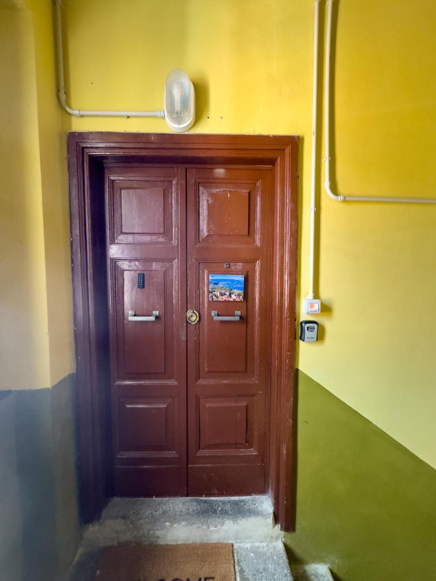 Apt Finestra Sul Castello, Vista Lago Wi-Fi Gratis Брачано Екстериор снимка