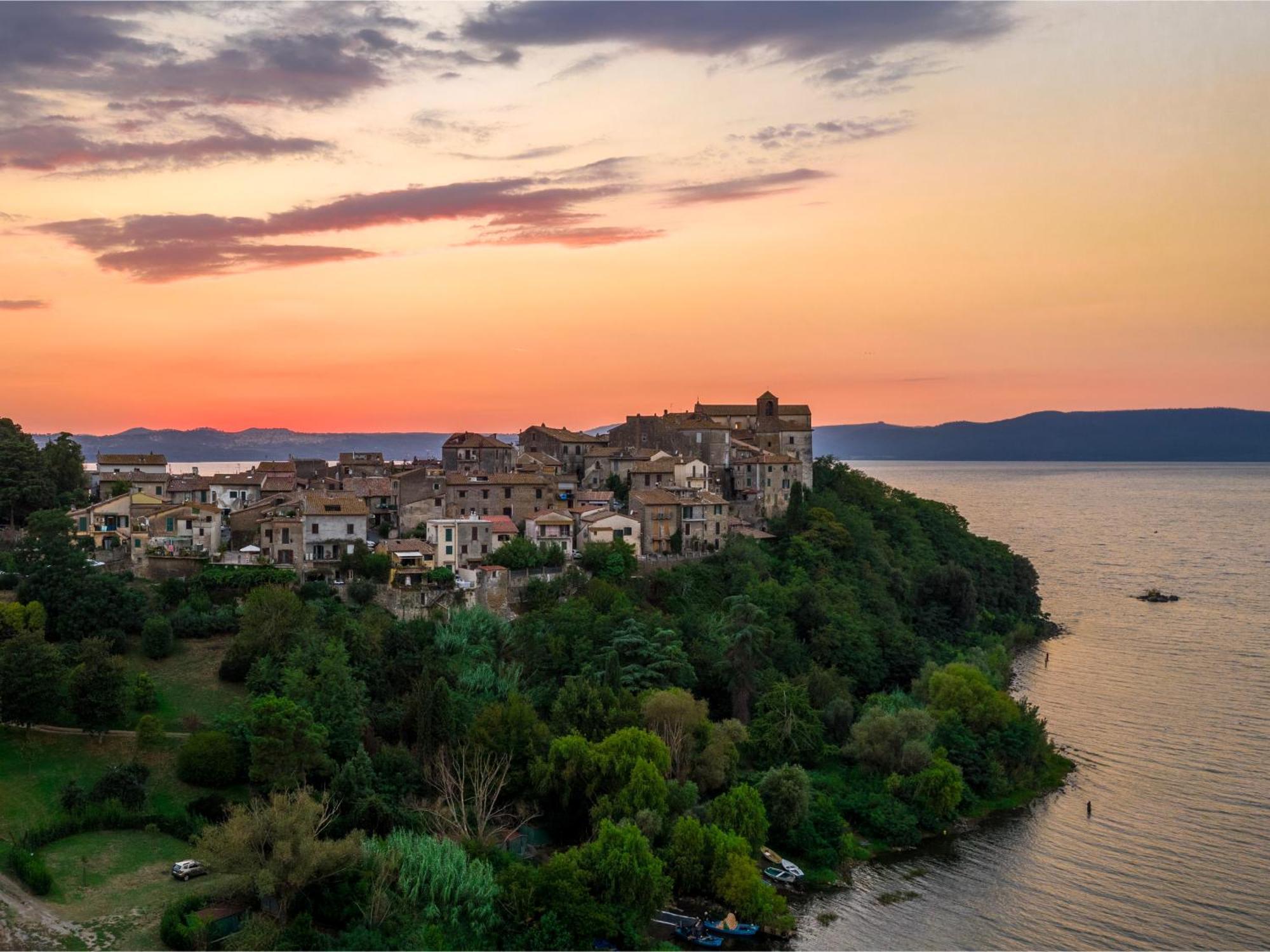 Apt Finestra Sul Castello, Vista Lago Wi-Fi Gratis Брачано Екстериор снимка